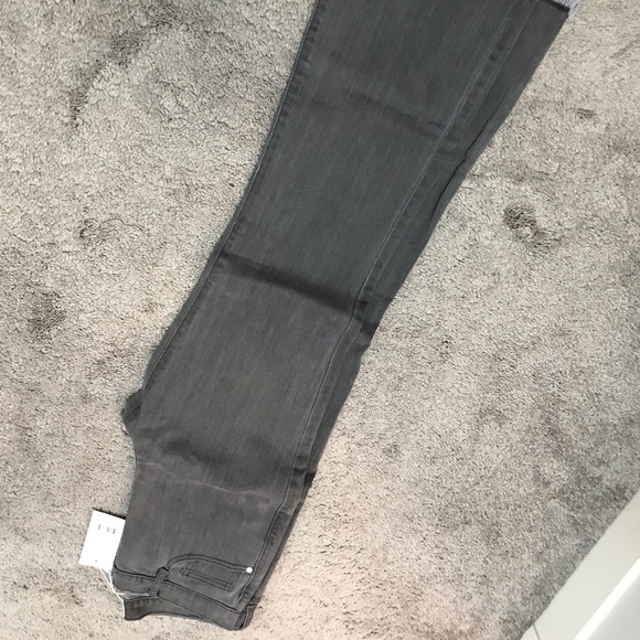 BNWT bootleg jeans - Picture 3 of 3